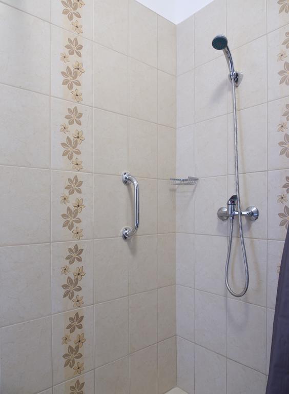 Aqua Apartman Jula Cameră foto